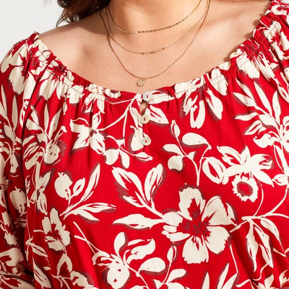 Plus Size Floral Tunic - Picture 2 of 4